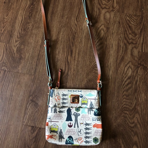dooney and bourke star wars crossbody